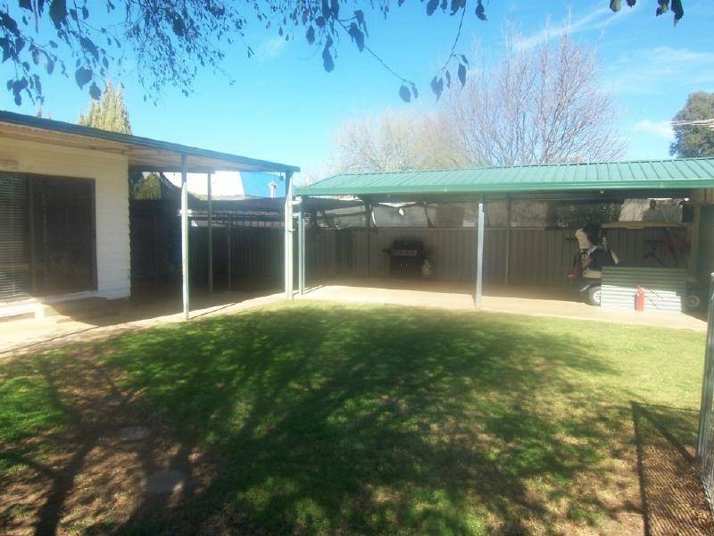 21 Hovell Street, Cootamundra NSW 2590