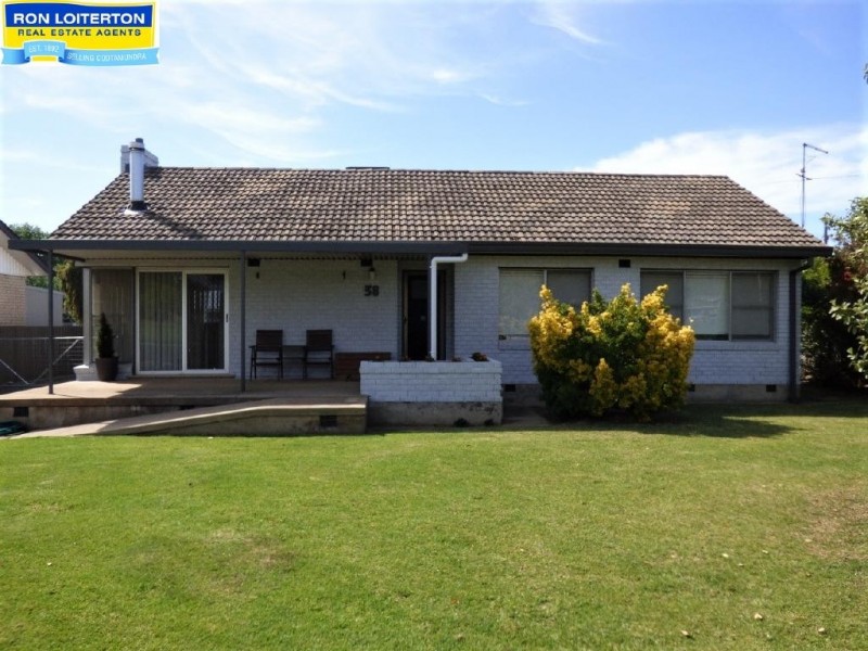 38 Poole Street, Cootamundra NSW 2590