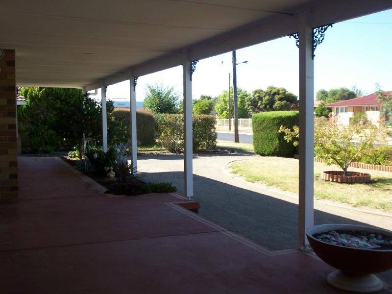 3 Elizabeth Street, Cootamundra NSW 2590