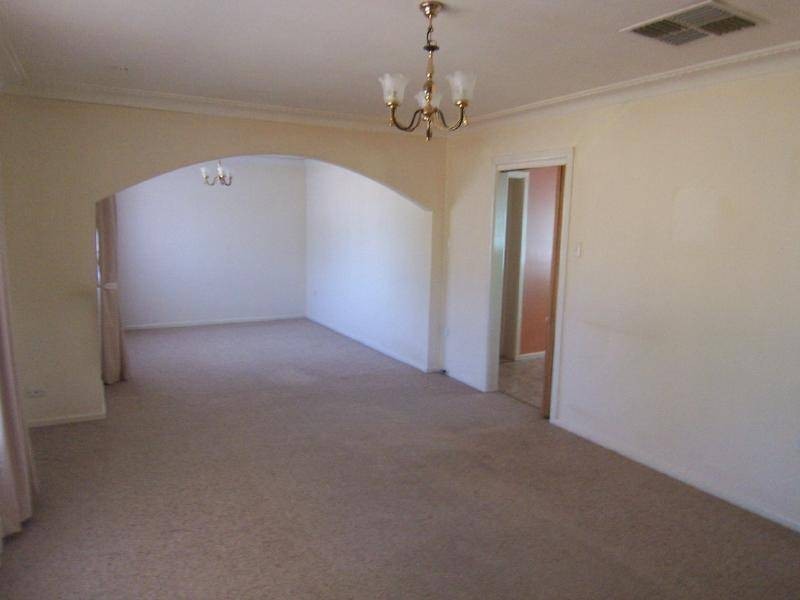 3 Elizabeth Street, Cootamundra NSW 2590