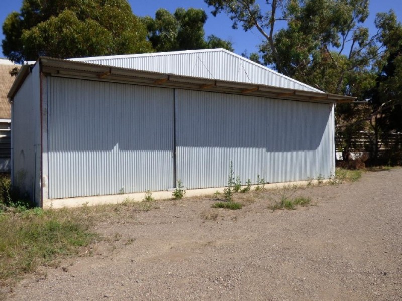 6 Pinkerton Road, Cootamundra NSW 2590