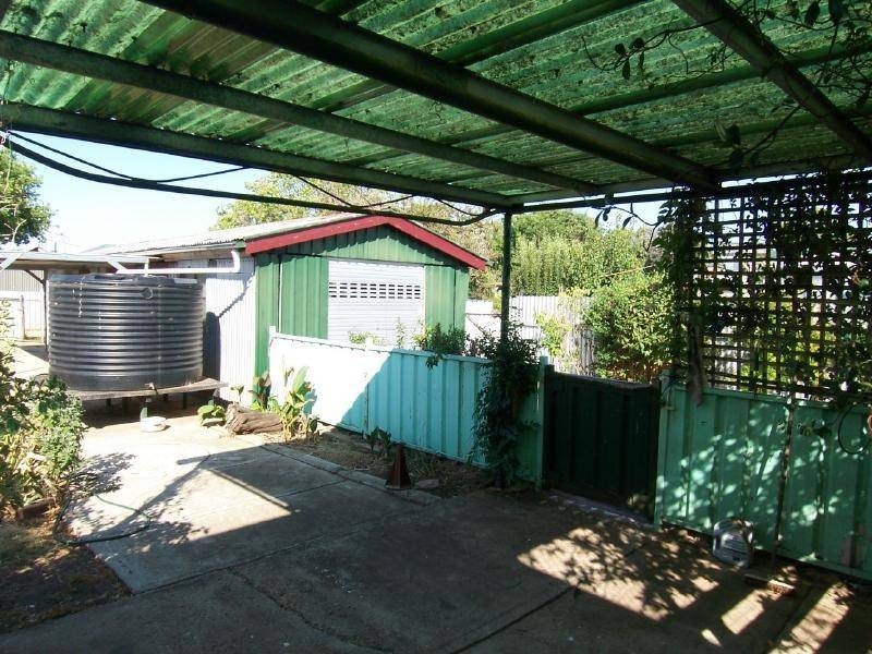 18 Bullecourt Street, Cootamundra NSW 2590