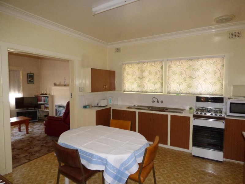 346 Parker Street, Cootamundra NSW 2590