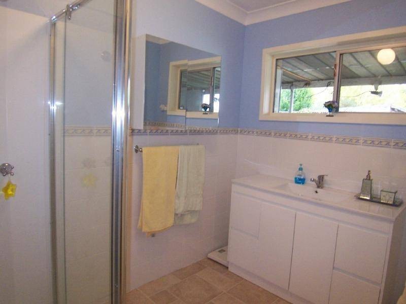 103 Berthong Street, Cootamundra NSW 2590