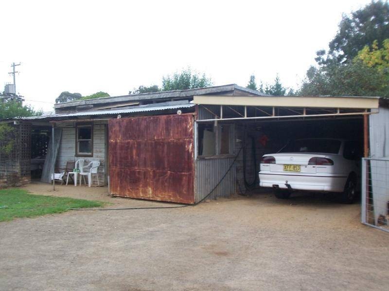 103 Berthong Street, Cootamundra NSW 2590