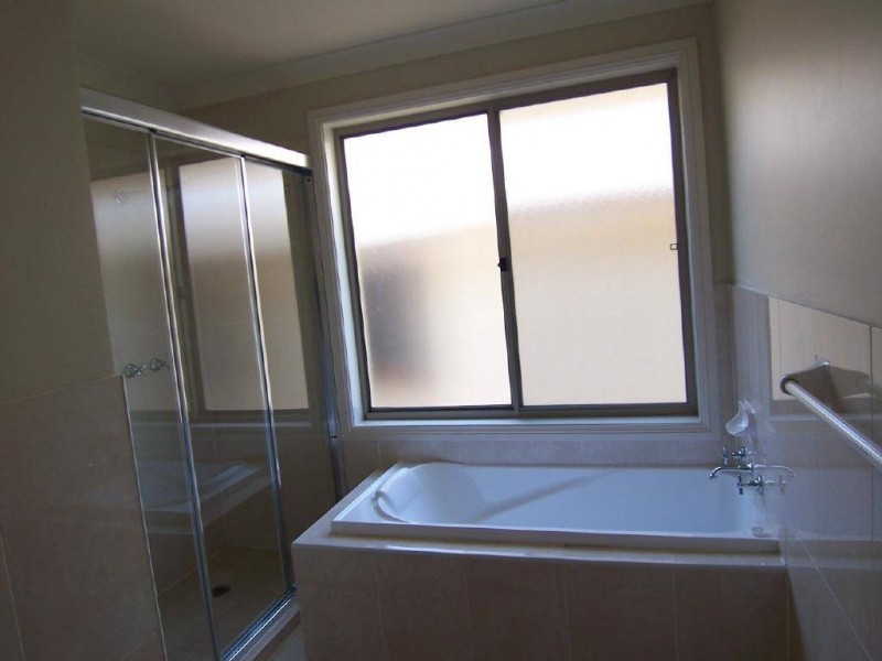 1/3 Bass Terrace, Cootamundra NSW 2590