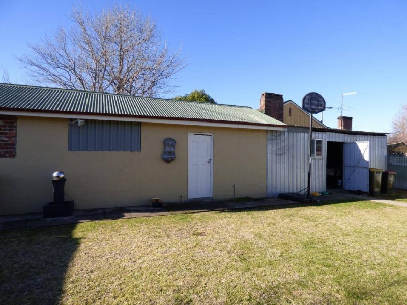 85 Temora Street, Cootamundra NSW 2590