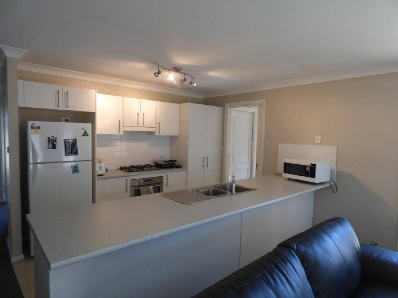 4/105 Thompson Street, Cootamundra NSW 2590