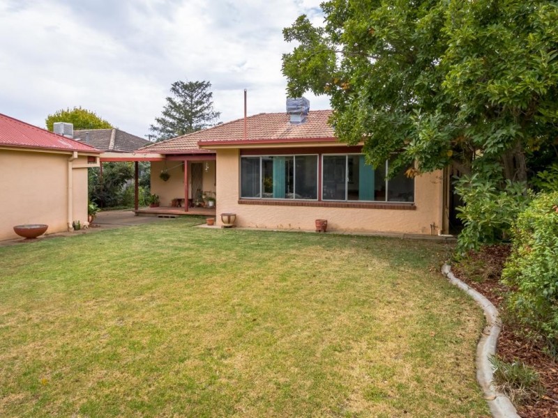 75 Crown Street, Cootamundra NSW 2590