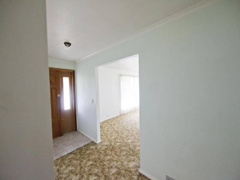 2 Cowong Street, Cootamundra NSW 2590