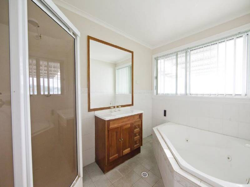 2 Cowong Street, Cootamundra NSW 2590