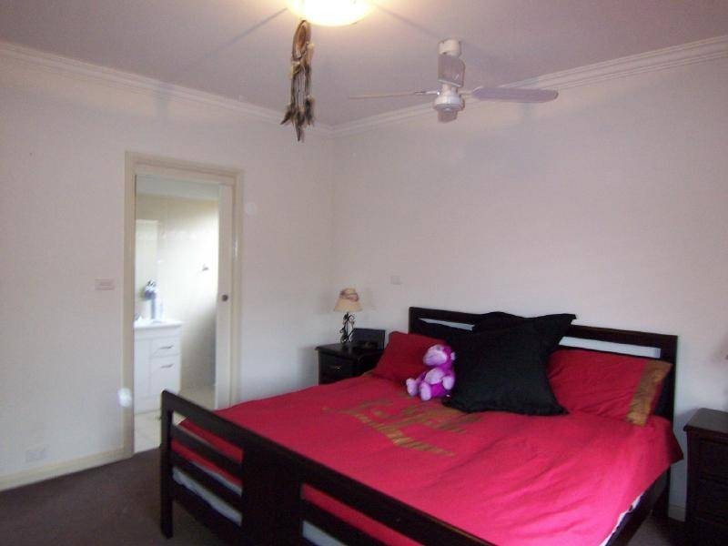 13 Donaldson Street, Cootamundra NSW 2590