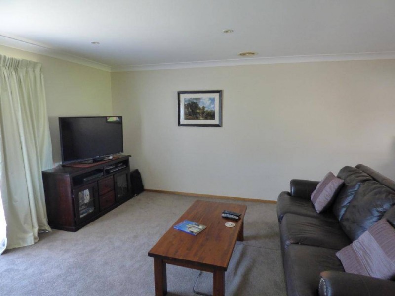 19 Inala Place, Cootamundra NSW 2590