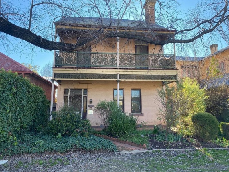 31 Cooper Street, Cootamundra NSW 2590