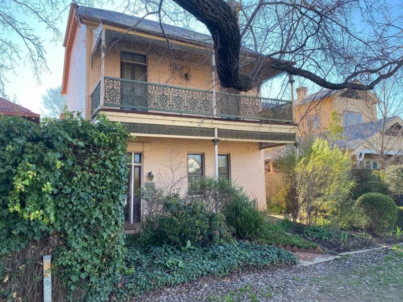 31 Cooper Street, Cootamundra NSW 2590