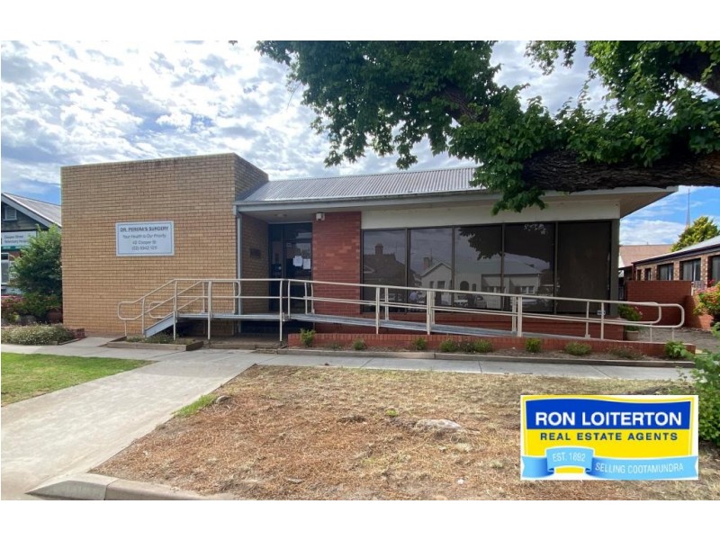 42 Cooper Street, Cootamundra NSW 2590