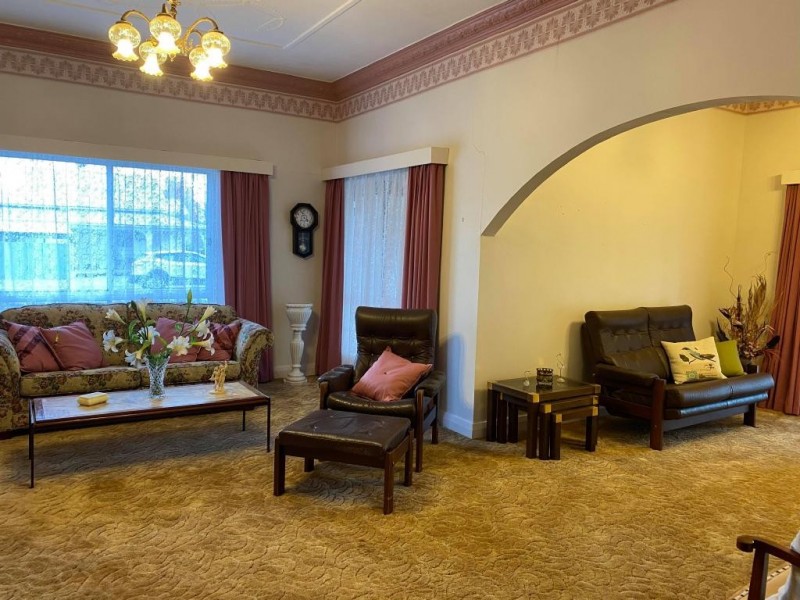 8 Murray Street, Cootamundra NSW 2590