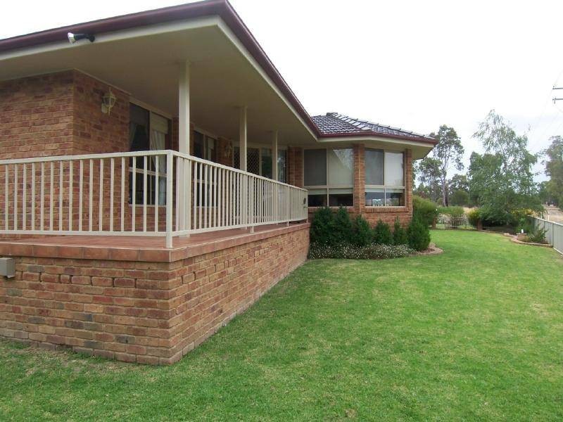 2 Sheahan Street, Cootamundra NSW 2590