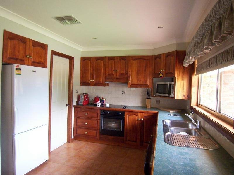 2 Sheahan Street, Cootamundra NSW 2590