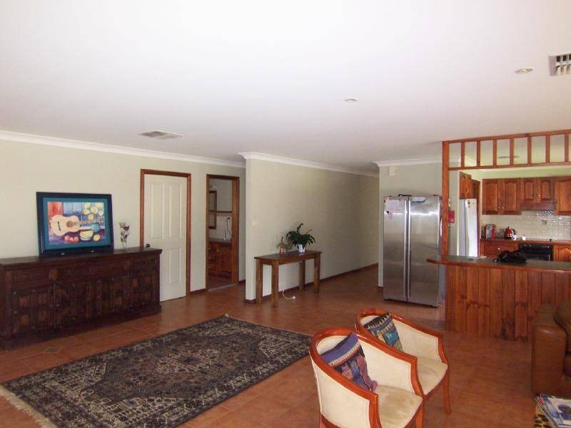 2 Sheahan Street, Cootamundra NSW 2590