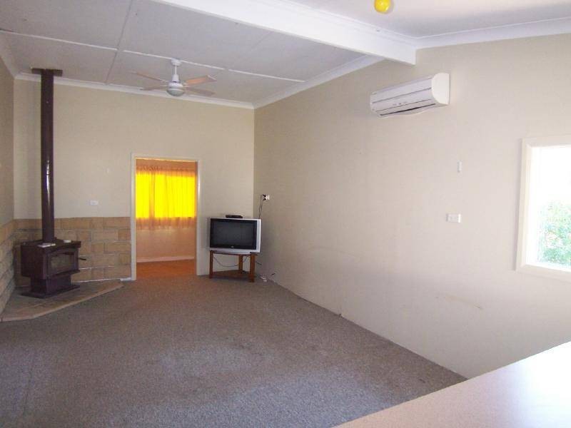 5 Dudauman Road, Stockinbingal NSW 2725