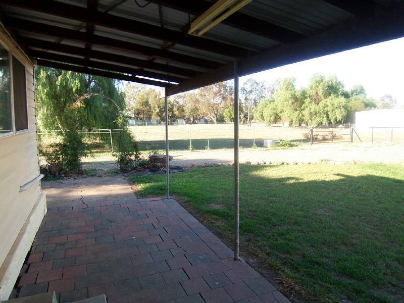 5 Dudauman Road, Stockinbingal NSW 2725