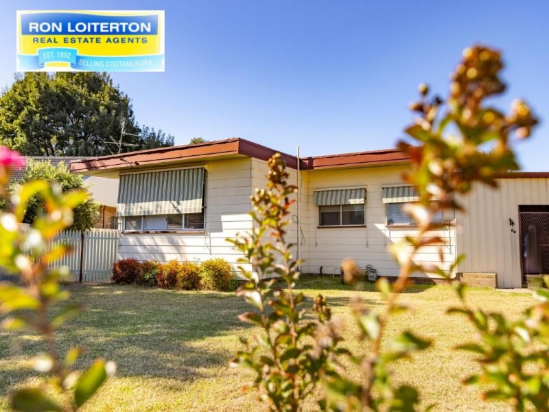 38 Ursula Street, Cootamundra NSW 2590
