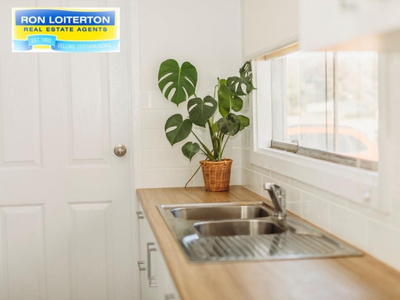 38 Ursula Street, Cootamundra NSW 2590