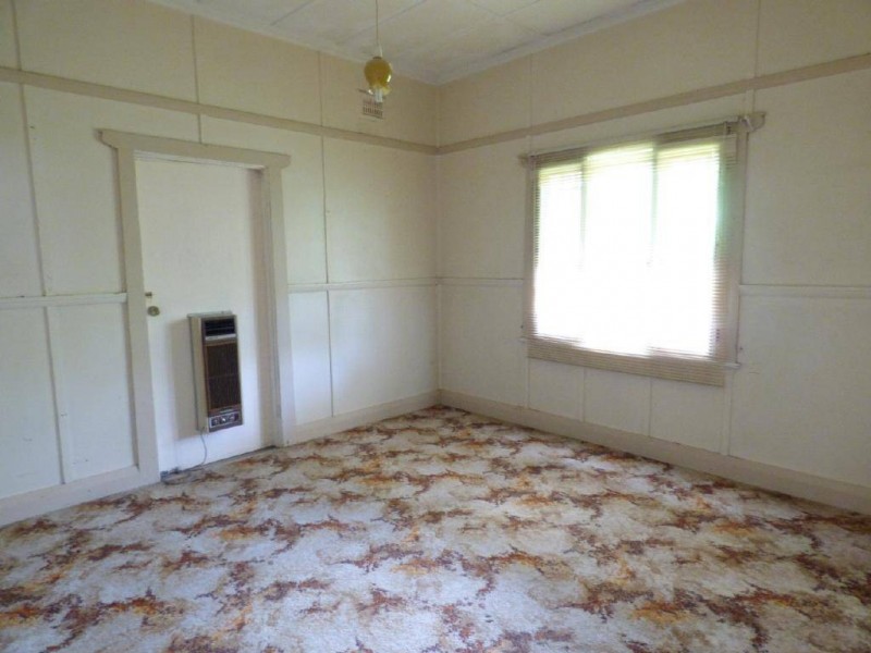 86 Adams Street, Cootamundra NSW 2590