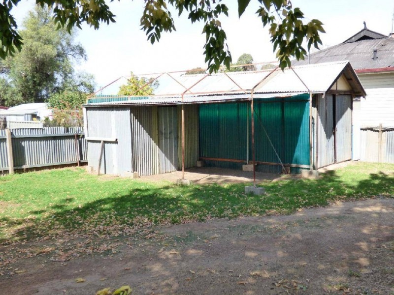 86 Adams Street, Cootamundra NSW 2590