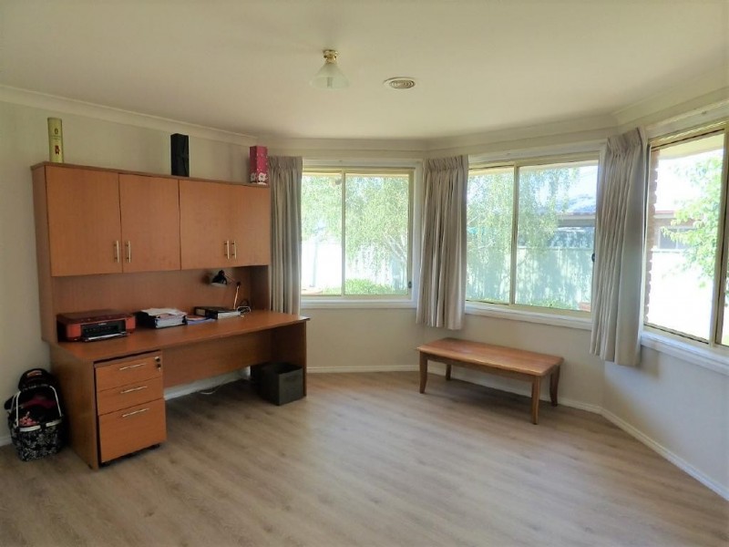 12 Harold Conkey Avenue, Cootamundra NSW 2590