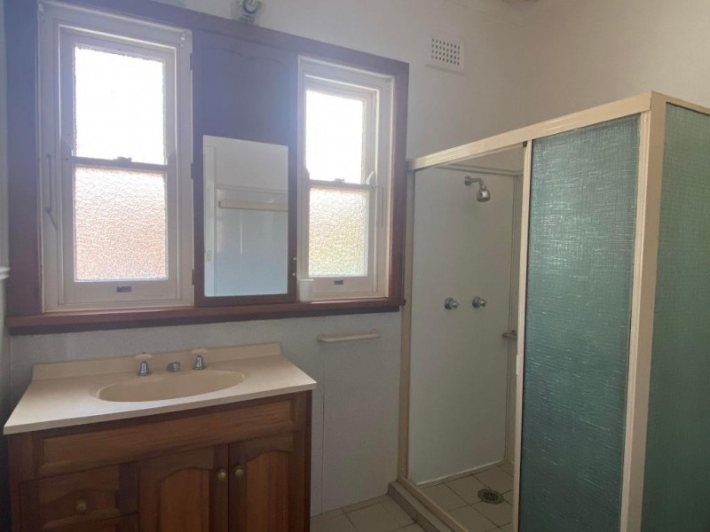 27 Murray Street, Cootamundra NSW 2590