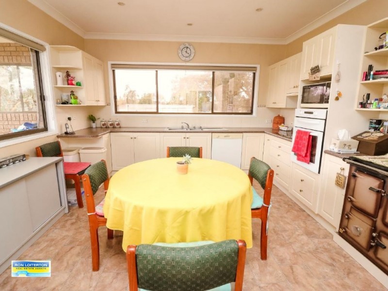 5 Bland Street, Cootamundra NSW 2590