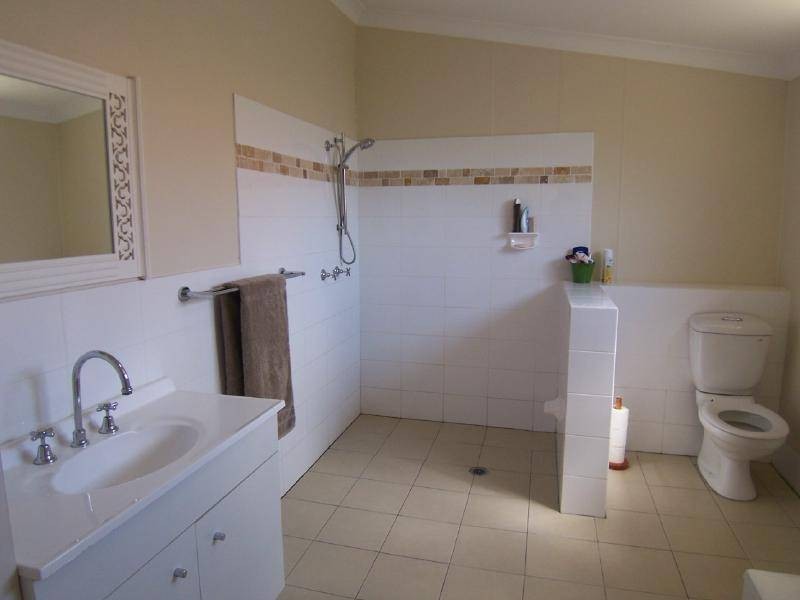 118 Burley Griffin Way, Temora NSW 2666