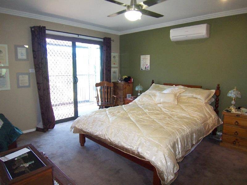 22 Pinkstone Avenue, Cootamundra NSW 2590