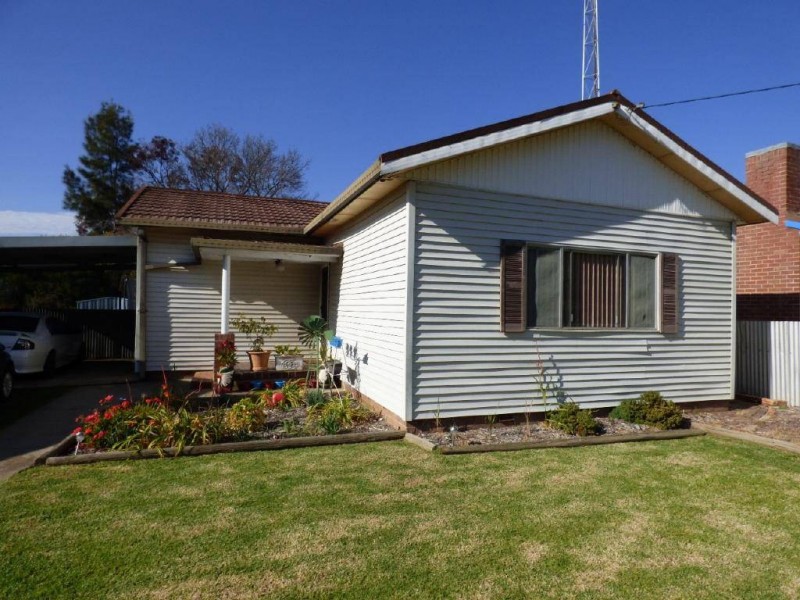 148 Sutton Street, Cootamundra NSW 2590