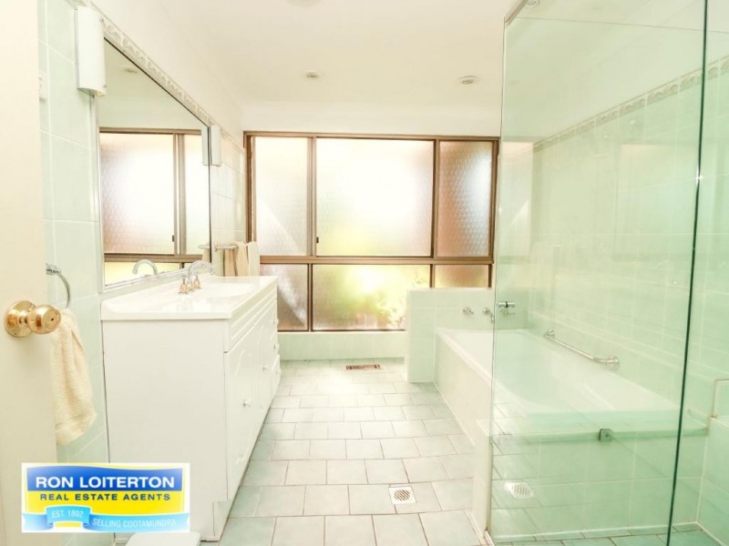 9 Scott Avenue, Cootamundra NSW 2590