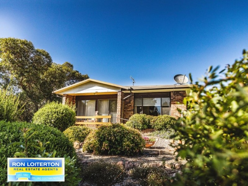 9 Scott Avenue, Cootamundra NSW 2590