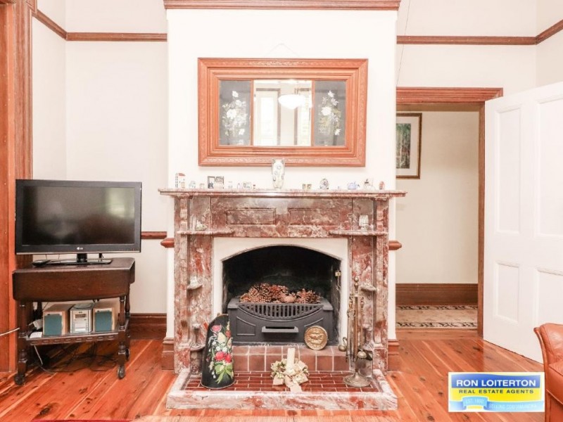 63 Sutton Street, Cootamundra NSW 2590