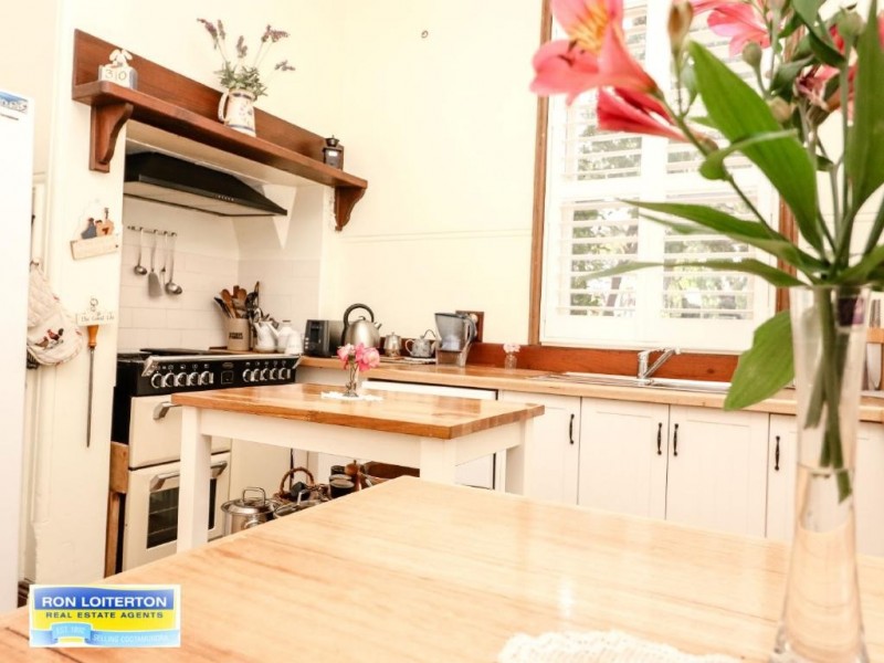 63 Sutton Street, Cootamundra NSW 2590