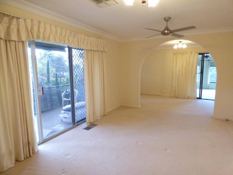 28 John Street, Cootamundra NSW 2590