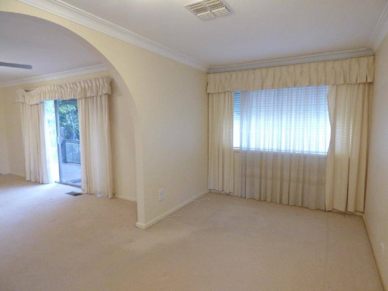 28 John Street, Cootamundra NSW 2590