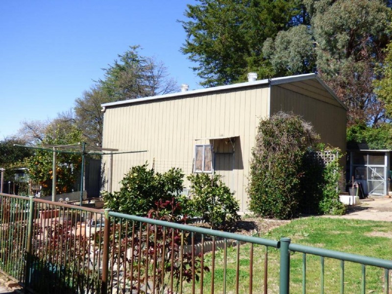 28 John Street, Cootamundra NSW 2590