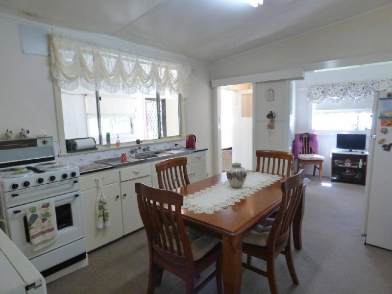 2 Grey Street, Wallendbeen NSW 2588