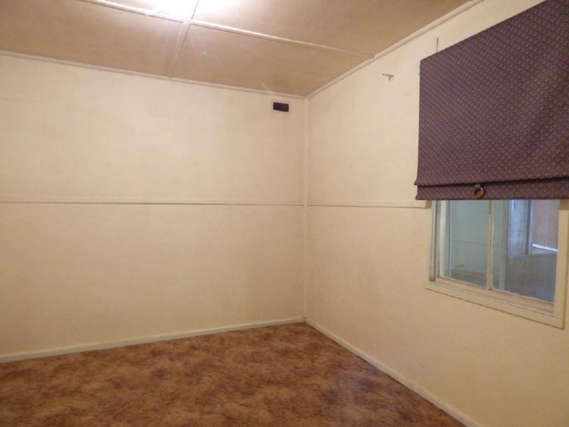 16 Cowong Street, Cootamundra NSW 2590