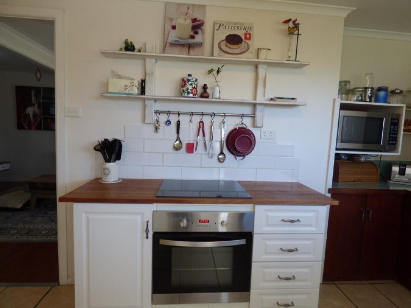 1 Victoria Street, Wallendbeen NSW 2588