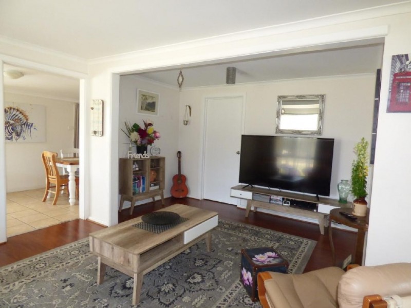 1 Victoria Street, Wallendbeen NSW 2588