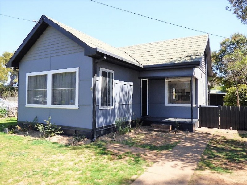 9 Jubilee Avenue, Cootamundra NSW 2590
