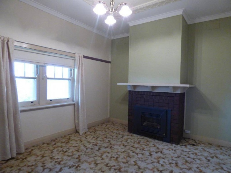 133 Sutton Street, Cootamundra NSW 2590