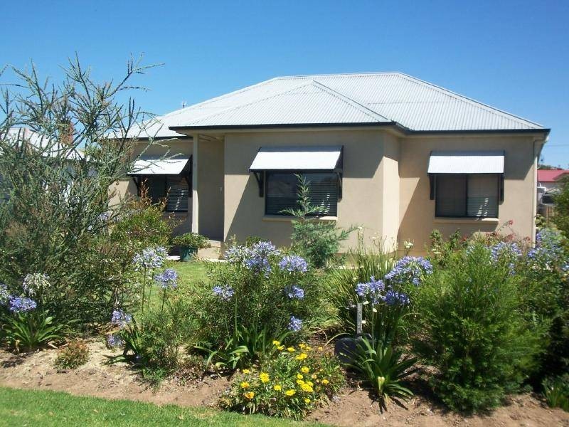 3 Margaret Street, Cootamundra NSW 2590